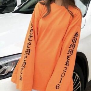 韓国 ストリート 袖ロゴ ロングスリーブ ロンT 長袖 Tシャツ 男女兼用 オレンジ　XL