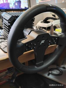 Fanatec　CSL DD (5 Nm)　CSL Steering Wheel P1 V2