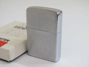 (e-11)　ZIPPO　ジッポ　プレーン　ブラッシュ フィニッシュ　No.200　オイルライター　1982年