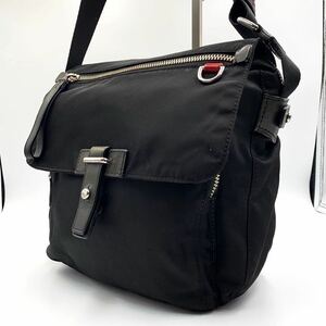 【希少☆美品】トゥミ TUMI ショルダーバッグ クロスボディバッグ ナイロン 黒 ブラック メッセンジャーバッグ ビジネス メンズ レディース