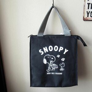  Snoopy square keep cool lunch bag ( black ).. present inserting keep cool bag inside side aluminium specification lunch tote bag Woodstock 