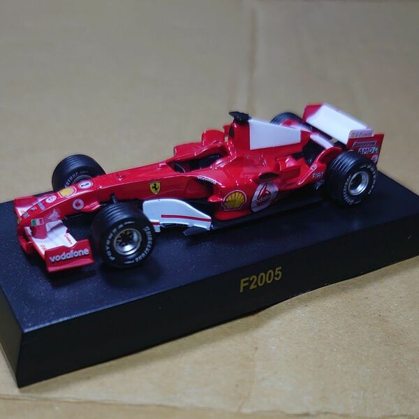 1/64 京商 フェラーリ F2005 