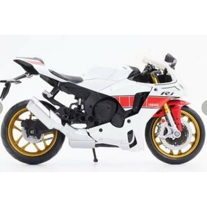 1／12童友社 ダイキャストモーターサイクル 2022 Yamaha YZF-R1 白 (塗装済み完成品)ミニカーの画像3