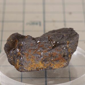 国産鉱物　鉱物標本　磁鉄鉱