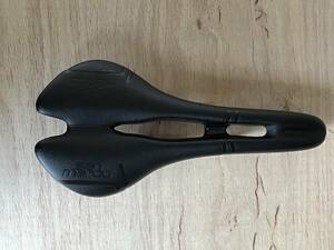 セラサンマルコ　アスピデ　selle san marco aspide narrow