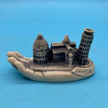 【A9719P004】ピサの斜塔 お香立て？ ペン立て？ PISA-SOUVENIR 手のひら イタリア お土産 オブジェ 飾り 置物_画像3