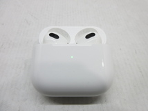k31460-ty 【送料650円】中古品★Apple AirPods 第3世代 MagSafe充電ケース付き MME73J/A [108-240315]_画像7
