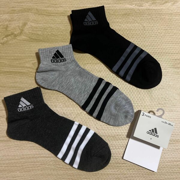 adidasアディダス　ソックス　3足組 サイズ26〜28cm