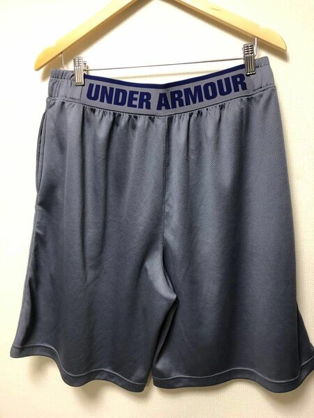 ハーフパンツ　UNDER ARMOUR ショーツ　XX L リラックスフィット