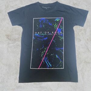 【美品】ONE OK ROCK　Tシャツ　ワンオク