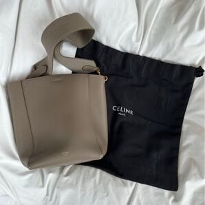 セリーヌ ショルダー バケット レザー
