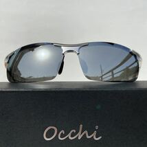 新品 OCCHI 偏光サングラス レンズUV400 軽量 シルバーミラー _画像1