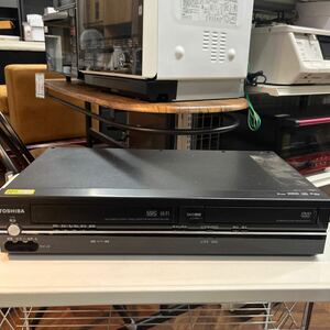 727 TOSHIBA 東芝 VHS DVD SD-V800 2010年製 