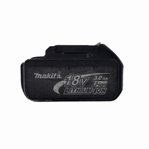 ☆中古品☆makita マキタ 18V 充電式マルチツール TM51D バッテリー1個(18V 3.0Ah) 充電器 ケース付 コードレス カットソー 86076_画像10