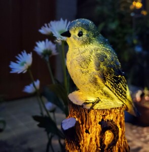 ソーラーライト　青い鳥　ガーデンライト　ガーデンオブジェ　鳥の置物　HANAKO