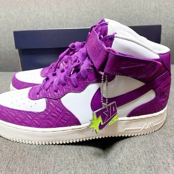 NIKE WMNS AIR FORCE 1 07 MID LX パープル