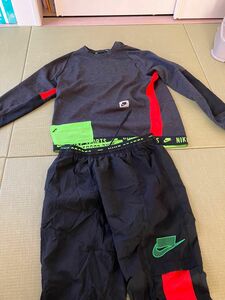 nike sports セットアップ　上L 下M