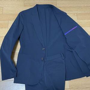 美品『ポールスミス Paul Smith』抜群の着心地 スーツセットアップ トラベル ストレッチ ポリエステル100% テーラード ネイビー L