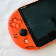 yt5015【60】//★動品　SONY　ソニー　PlayStation　Vita　PSVITA　PCH-2000　ネオン・オレンジ_画像2