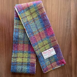 《最終価格SALE》【新品未使用】HARRIS TWEED（ハリスツイード）×リバティスモールスザンナ リバーシブルマフラー