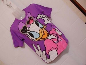 sy193 Disney RESORT 半袖Tシャツ パープル ■ デイジーダックプリント ■ 可愛い 前後プリント 丸首Tシャツ Sサイズ