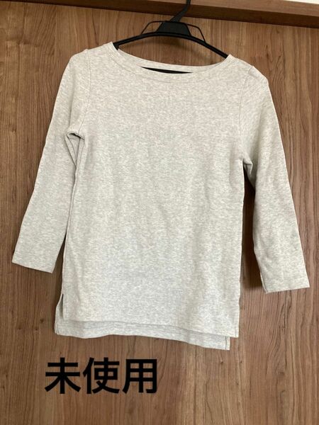 値下げ！　新品　美品　レディース　カットソー Tシャツ 白 ホワイト　トップス　プルオーバー　無地　シンプル 七分袖カットソー