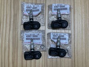 レクサス LEXUS トヨタ 純正 空気圧センサー PMV-C010 TPMS TPWS 4個セット 1台分 LS GS GSF IS NX RC RCFなど ジャンク扱い 42607-30060