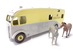 DINKY SUPERTOYS 979 RACE HORSE TRANSPORT ディンキー レースホース トランスポート 送料別