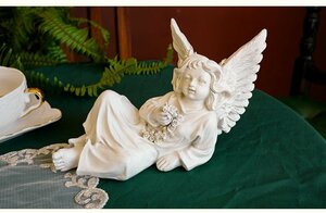 花を持つ天使 天使 エン 玄関 部屋 事務所 樹脂 ハンジェル 妖ィギュリンド精 彫刻 彫像 西洋 雑貨 オブジェ 置物 フメイド