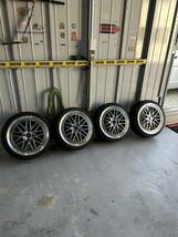 レグザス17インチ195/40r17中古品_画像1