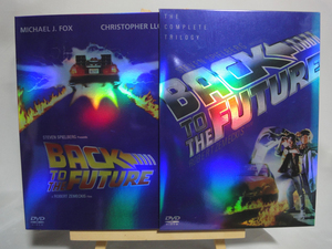 【DVD：洋画】バック・トゥ・ザ・フューチャー トリロジー：BACK TO THE FUTURE 3-MOVIE TRILOGY! 豪華3枚ディスクセット（中古・保管品）