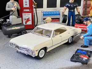 1967 год Chevrolet Impala литье под давлением миникар 1/43 шкала ( слоновая кость ) # american смешанные товары America смешанные товары 