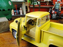 1956年フォード　F-100　ピックアップ　ダイキャストミニカー（イエロー）_画像5