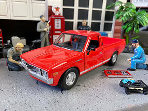 マイスト　1973年ダットサン　ピックアップトラック620　ダイキャストミニカー　1/24スケール（レッド） ■ アメリカン雑貨 アメリカ雑貨