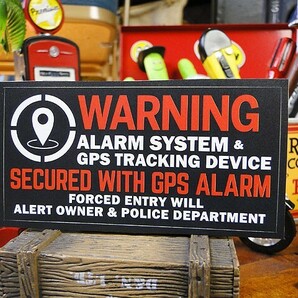 「警告！このクルマはGPSシステムにより守られています」 セキュリティステッカー バッドアス ステッカー#23（ブラック）アメリカ雑貨の画像1