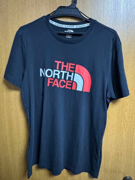 THE NORTH FACE Tee