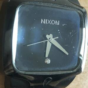 250-0403 NIXON ニクソン メンズ腕時計 金属ベルト クオーツ THE PLAYER 黒 ブラック 電池切れ 動作未確認の画像3