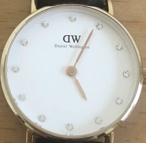 254-1180 Daniel Wellington ダニエルウェリントン レディース腕時計　革ベルト　クオーツ　Classy O26R1 電池切れ　動作未確認