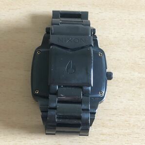 250-0403 NIXON ニクソン メンズ腕時計 金属ベルト クオーツ THE PLAYER 黒 ブラック 電池切れ 動作未確認の画像6