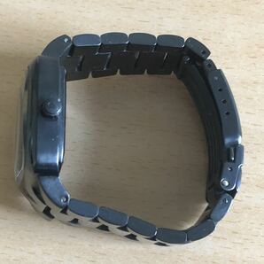 250-0403 NIXON ニクソン メンズ腕時計 金属ベルト クオーツ THE PLAYER 黒 ブラック 電池切れ 動作未確認の画像5