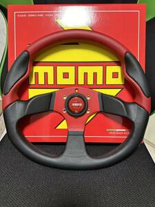 【美品】MOMO モモ COMMANDO2 RED コマンド2 レッド 350mm ブラック＆レッドレザー レッドスポーク (C-64