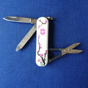 VICTORINOX(ビクトリノックス)Blossoms (512)