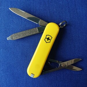 VICTORINOX(ビクトリノックス)クラシック SD (589)