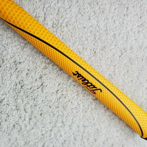 即決あり！ SCOTTY CAMERON スコッティ キャメロン パターグリップ  マタドール MID YELLOW イエローの画像2