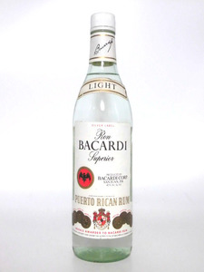 [L2] 90 period baka Rudy light Ram silver label [BACARDI LIGHT RUM SILVER LABEL]