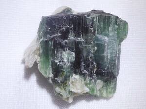 天然　マルチカラートルマリン（電気石）　原石　12g