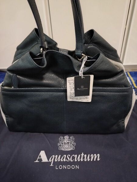 新品　タグ付　Aquascutum トートバッグ　綿　やぎ革　保存袋付 大容量