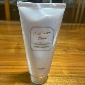 フォーディズ ボディクリーム モイスト
