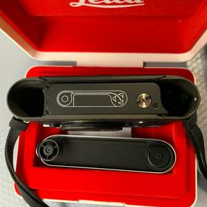 LEICA ライカ M6 パンダ 元箱、化粧箱、ストラップ、ボディーキャップ、独文取説（和訳の簡潔説明書あり）、国際保証書、革ケース付の画像9