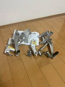 モンキー125用のオーバーのバックステップ　OVER